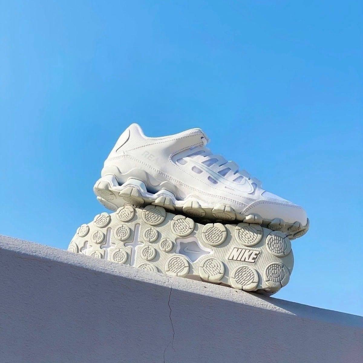 Tênis Nike Reax 8 Tr Feminino