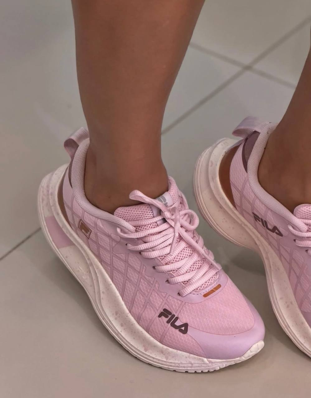 Tênis Fila Focus Feminino Cabedal Tela Respirável Academia Rosa 39 Br